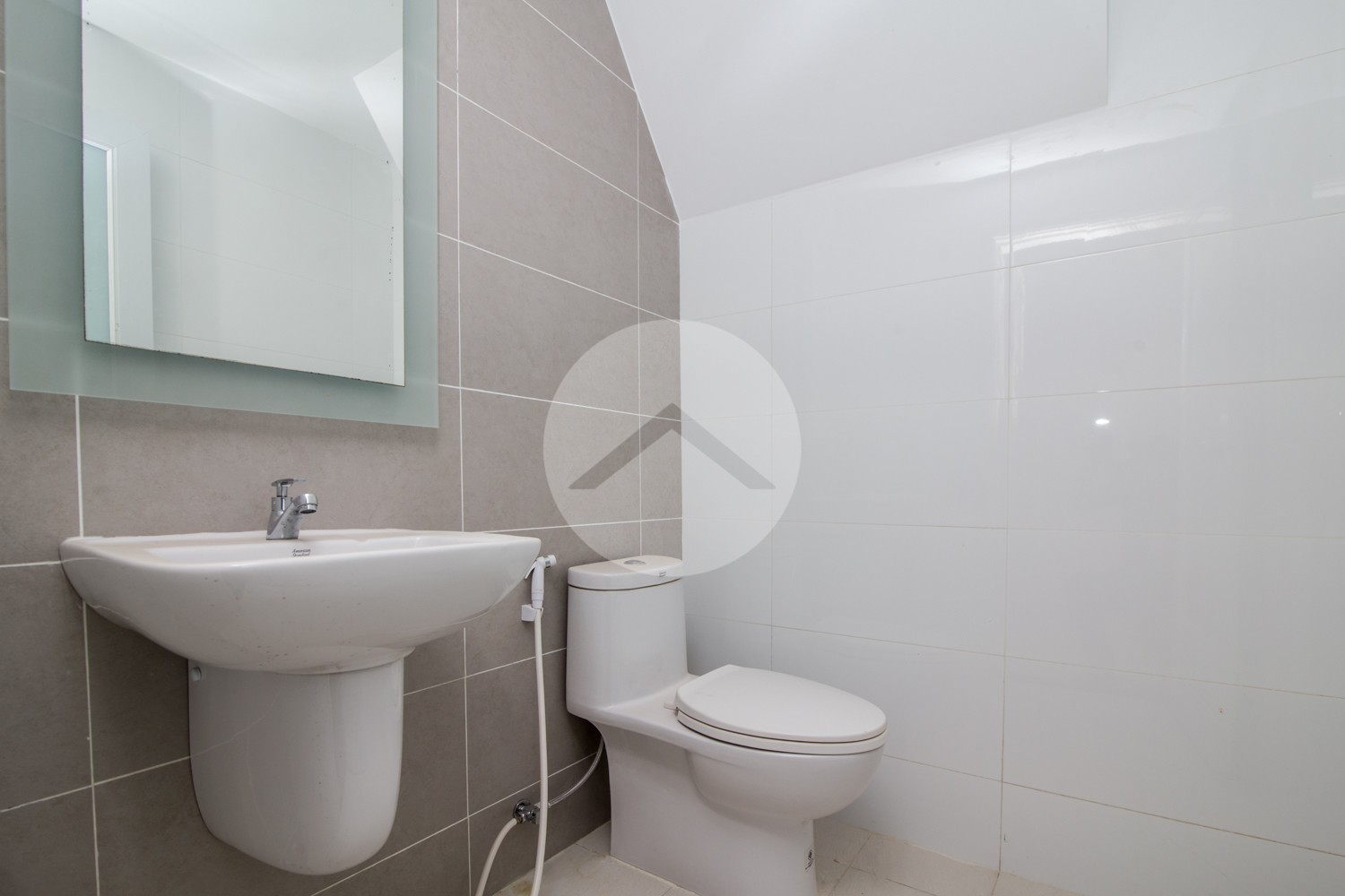 4 Bedroom Link House For Sale - PH The Star Diamond 60m, Phnom Penh - Image 5