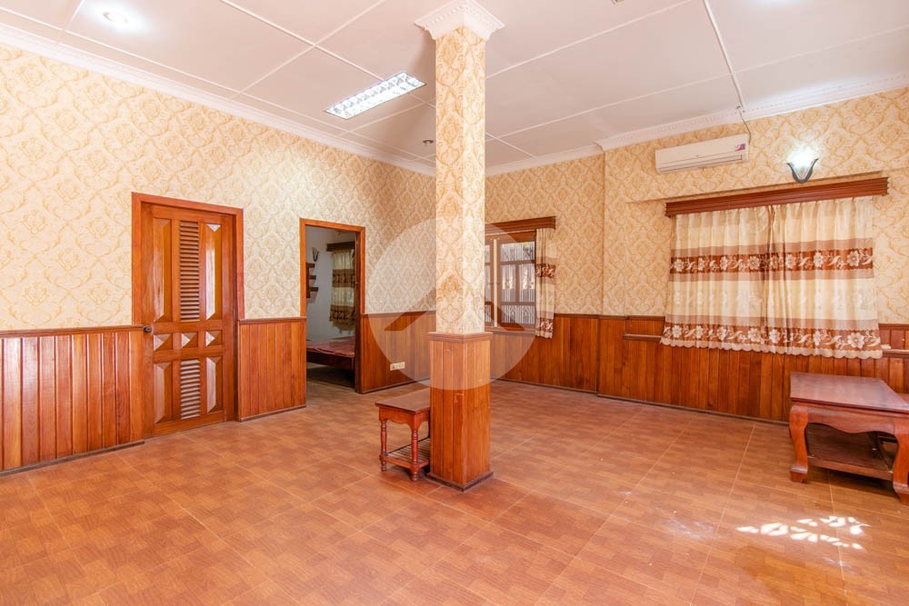 4 Bedroom Villa For Rent - Sala Kamreuk, Siem Reap - Image 2