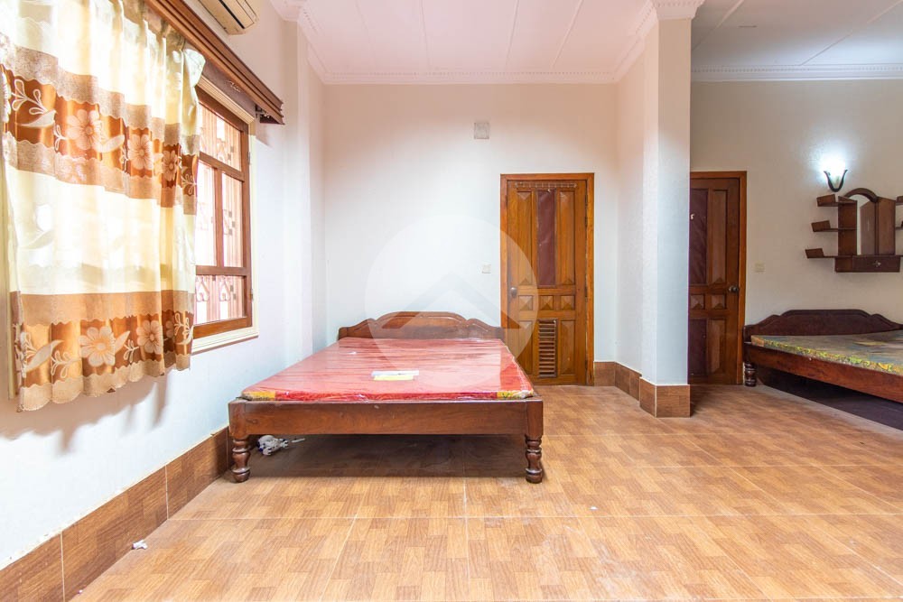 4 Bedroom Villa For Rent - Sala Kamreuk, Siem Reap - Image 9