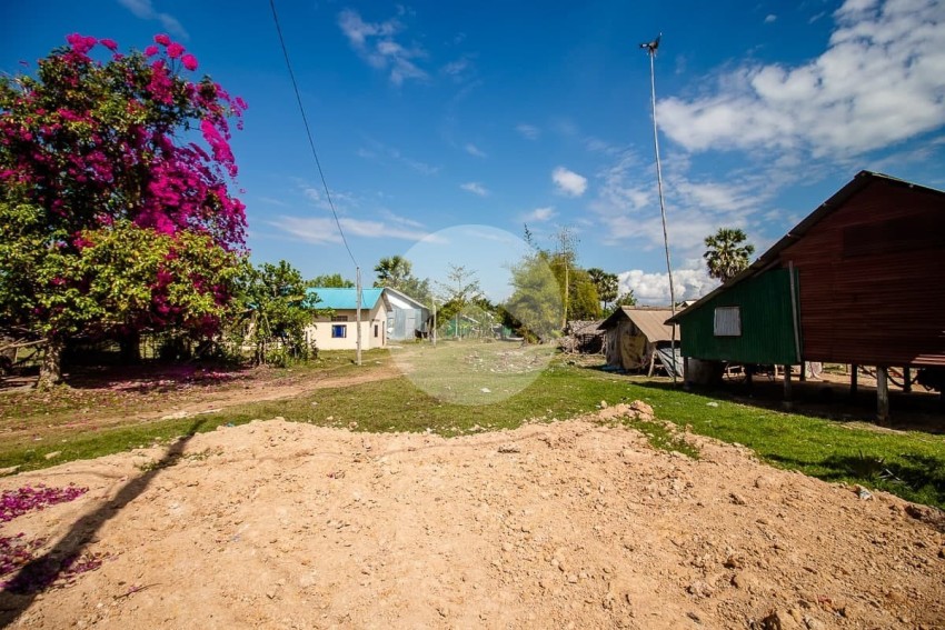 ដីលំនៅឋានទំហំ 588 ម៉ែត្រការ៉េ សម្រាប់លក់- ភូមិត្រពាំងធំ, ស្រុកប្រាសាទបាគង, ខេត្តសៀមរាប