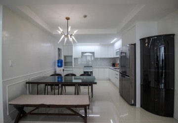 4 Bedroom Condo For Rent - Toul Kork, Phnom Penh thumbnail