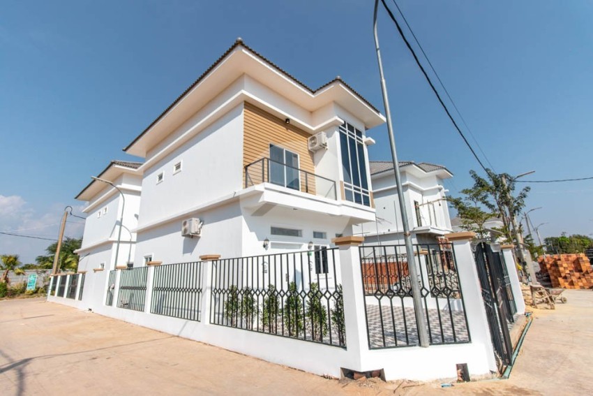 2 Bedroom Villa For Rent - Svay Dangkum, Siem Reap