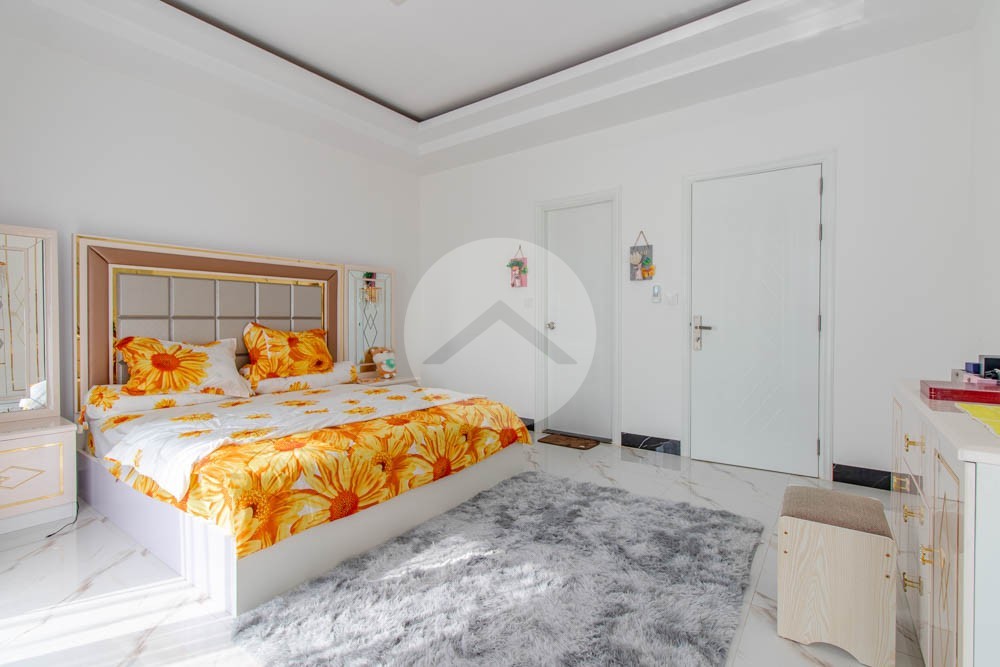 2 Bedroom Flat For Rent - Svay Dangkum, Siem Reap - Image 10