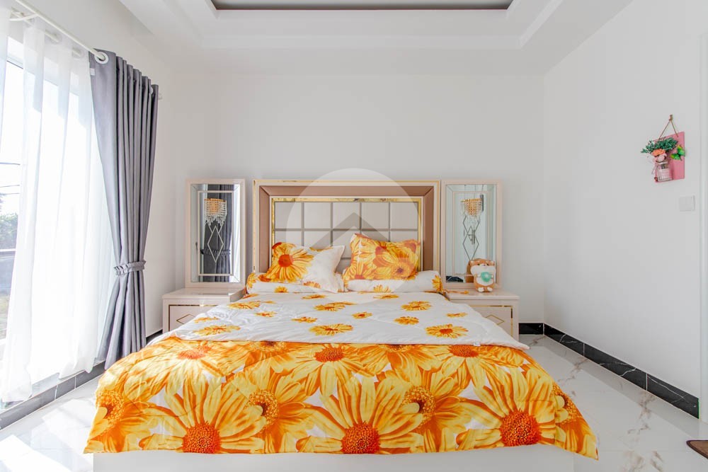 2 Bedroom Flat For Rent - Svay Dangkum, Siem Reap - Image 12