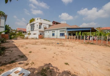 322 Sqm Residential Land For Sale - Svay Dangkum, Siem Reap thumbnail