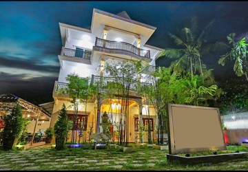 22 Bedroom Boutique Hotel For Sale - Wat Bo  Wat Damnak, Siem Reap thumbnail