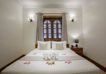 22 Bedroom Boutique Hotel For Sale - Wat Bo  Wat Damnak, Siem Reap thumbnail