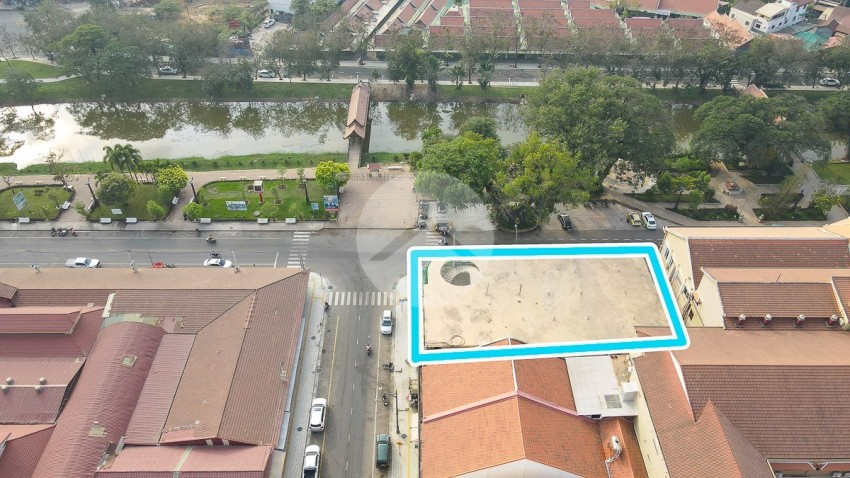 665 Sqm Commercial Building  For Sale - Old Market Area, Siem Reap