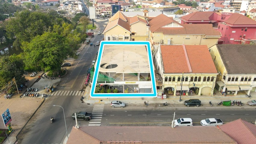 665 Sqm Commercial Building  For Sale - Old Market Area, Siem Reap