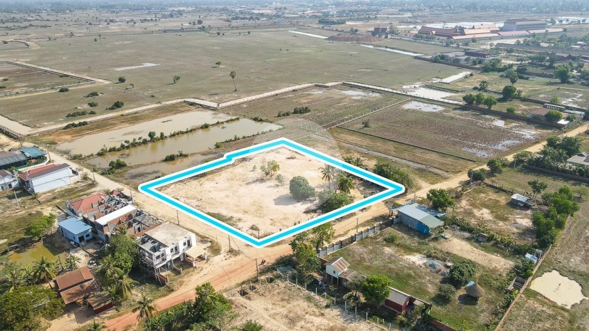 5000 Sqm Commercial Land For Sale - Krabi Riel, SIem Reap