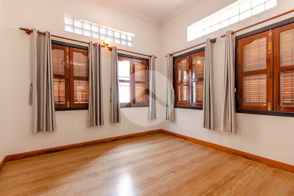 2 Bedroom Villa For Rent - Chreav, Siem Reap - Image 4