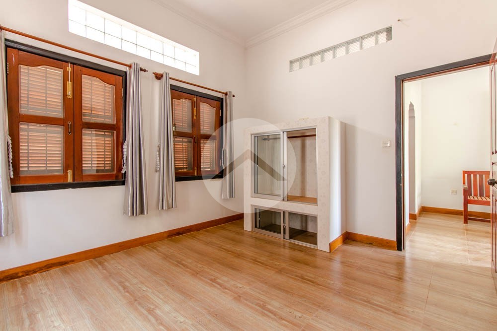 2 Bedroom Villa For Rent - Chreav, Siem Reap - Image 6