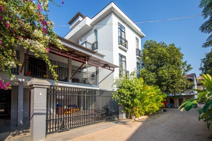 11 Bedroom Villa  Apartment Compound  For Sale - Svay Dangkum, Siem Reap