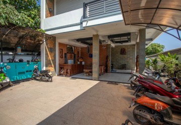 17 Unit Apartment Building For Sale - Svay Dangkum, Siem Reap thumbnail