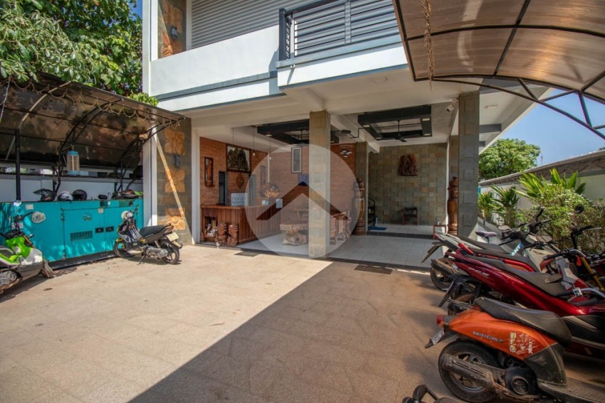 17 Unit Apartment Building For Sale - Svay Dangkum, Siem Reap