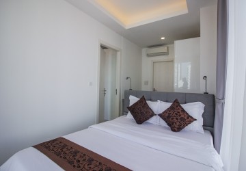 1 Bedroom Condo For Rent - Tonle Bassac, Phnom Penh thumbnail