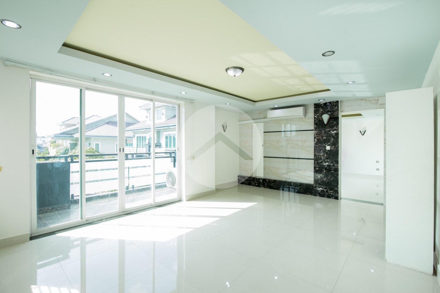 9 Bedroom Villa For Sale - Borey 999 New York, Boeung Tumpun, Phnom Penh - Image 22