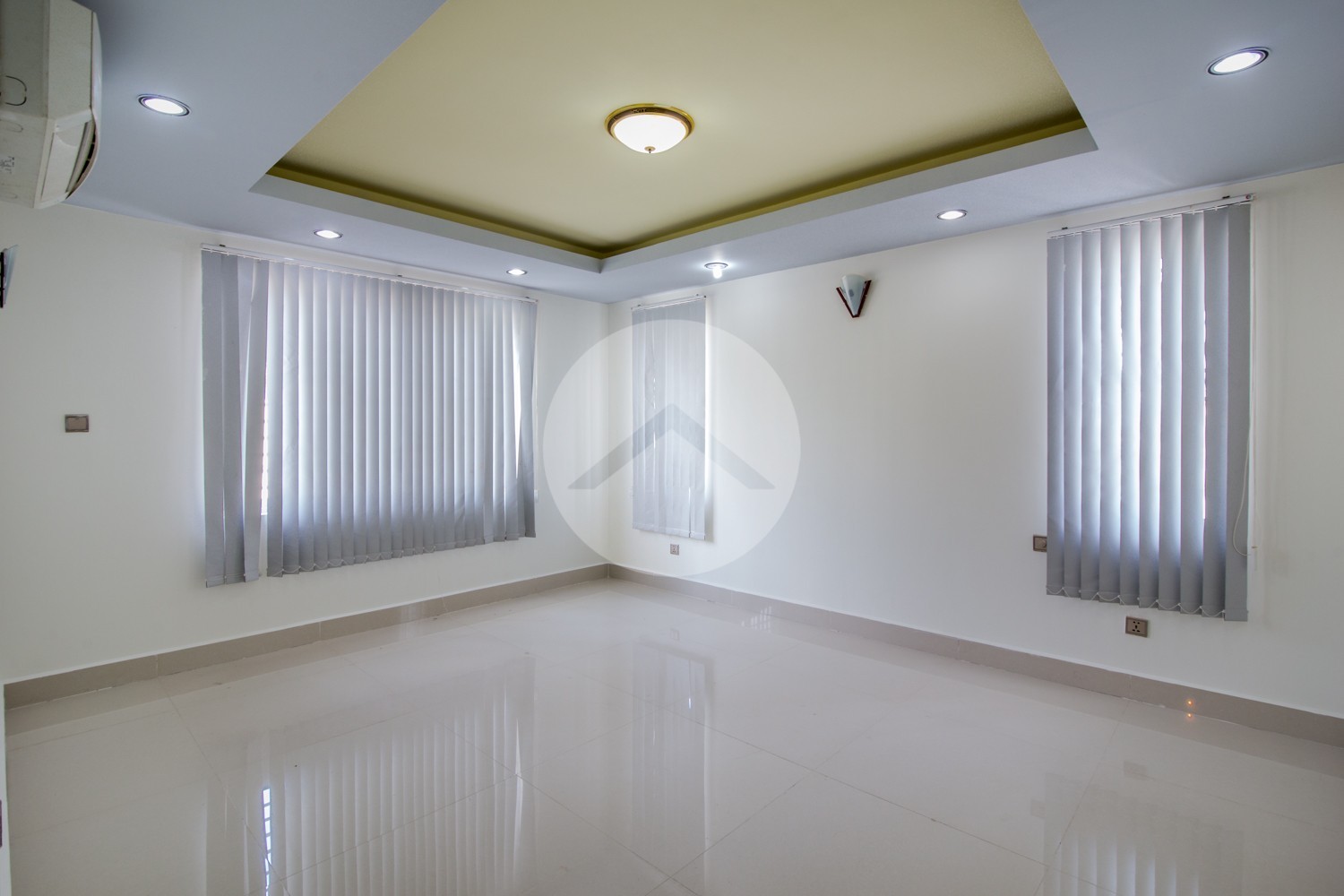 9 Bedroom Villa For Sale - Borey 999 New York, Boeung Tumpun, Phnom Penh - Image 20