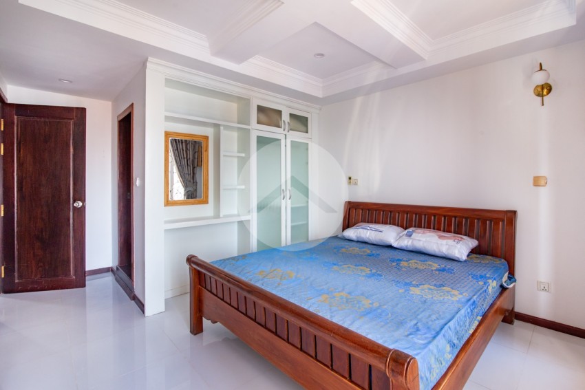 2 Bedroom Serviced Duplex Apartment For Rent - Daun Penh, Phnom Penh