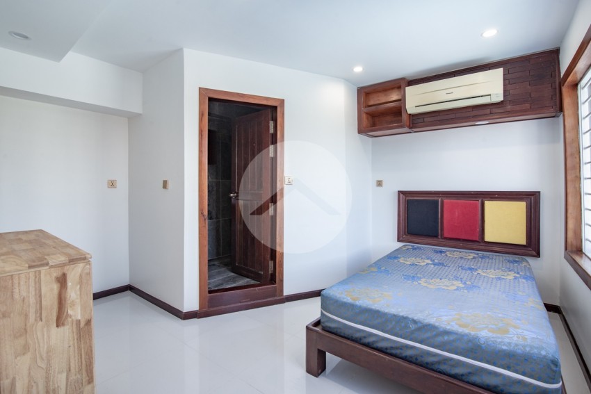 2 Bedroom Serviced Duplex Apartment For Rent - Daun Penh, Phnom Penh