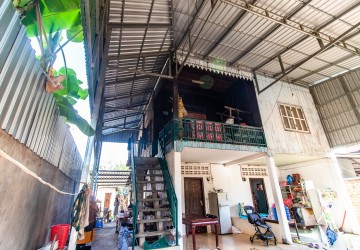 3 Bedroom Wooden House For Sale - Sala Kamreuk, Siem Reap thumbnail