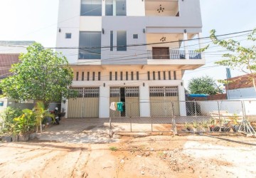 18 Bedroom Commercial Building For Sale - Svay Dangkum, Siem Reap thumbnail