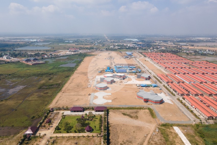 16.5 Ha Land For Sale - Along NR21, Kandal