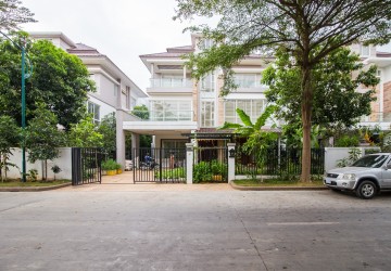 6 Bedroom Single Villa For Rent - Russey Keo, Phnom Penh thumbnail