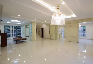 6 Bedroom Single Villa For Rent - Russey Keo, Phnom Penh thumbnail