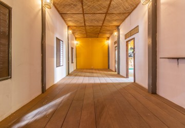 4 Bedroom Commercial Villa For Rent - Night Market Area, Siem Reap thumbnail