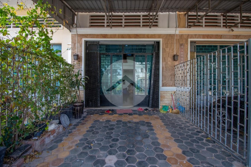 4 Bedroom Flat House For Sale - Sala Kamreuk, Siem Reap