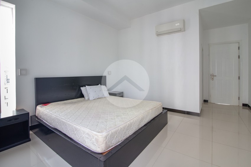 1 Bedroom Serviced Apartment  For Rent - Tonle Bassac, Phnom Penh