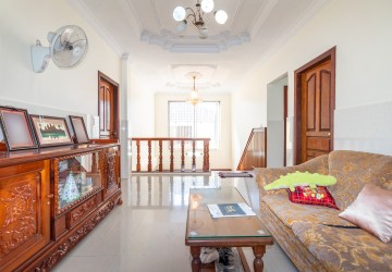 4 Bedroom Villa For Sale - Svay Dangkum, Siem Reap thumbnail