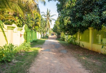 4 Bedroom Villa For Sale - Svay Dangkum, Siem Reap thumbnail