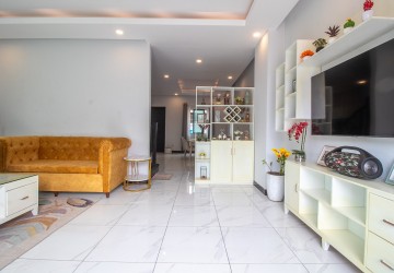 3 Bedroom Twin Villa For Sale - Tourism City, Kandek, Siem Reap thumbnail