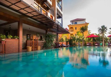 14 Unit Apartment Building For Sale - Night Market Area, Siem Reap thumbnail