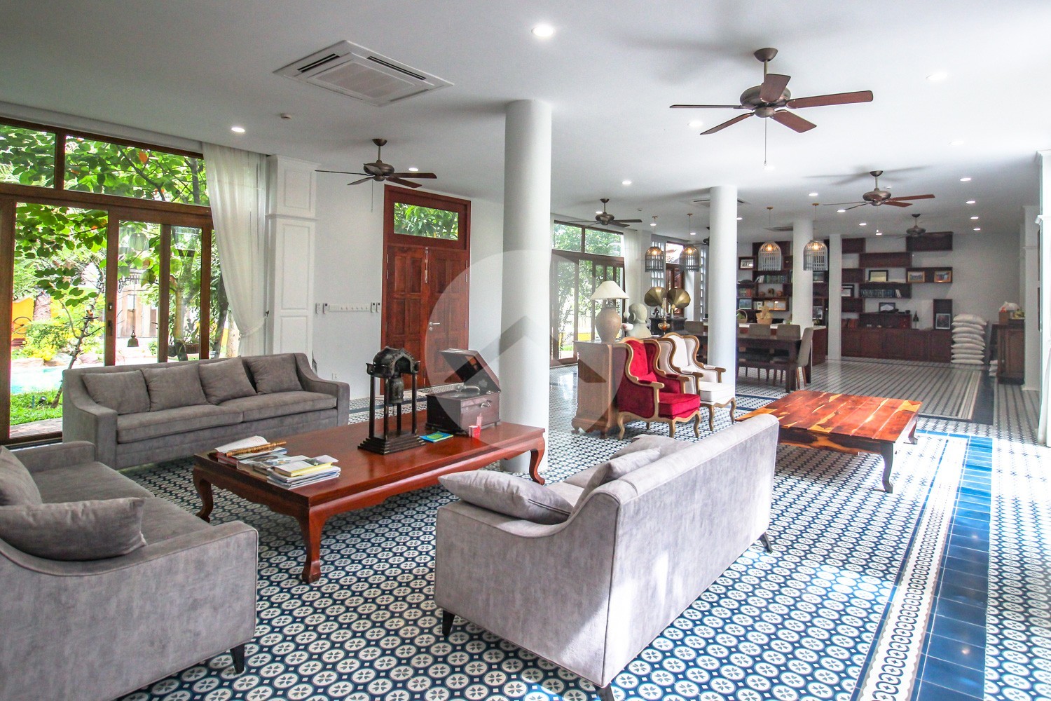 12 Bedroom Resort For Rent - Koh Kra Bei, Chbar Ampov, Phnom Penh