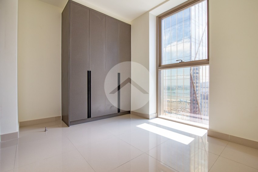 3 Bedroom Condo For Rent in The Peak- Phnom Penh