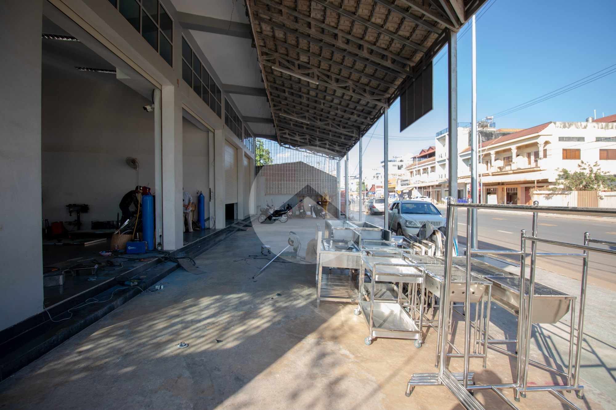 6 Bedroom Commercial Shophouse For Sale - Sala Kamreuk, Siem Reap - Image 12