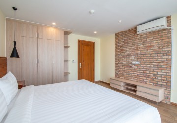 1 Bedroom Serviced Apartment For Rent - Tonle Bassac, Phnom Penh thumbnail