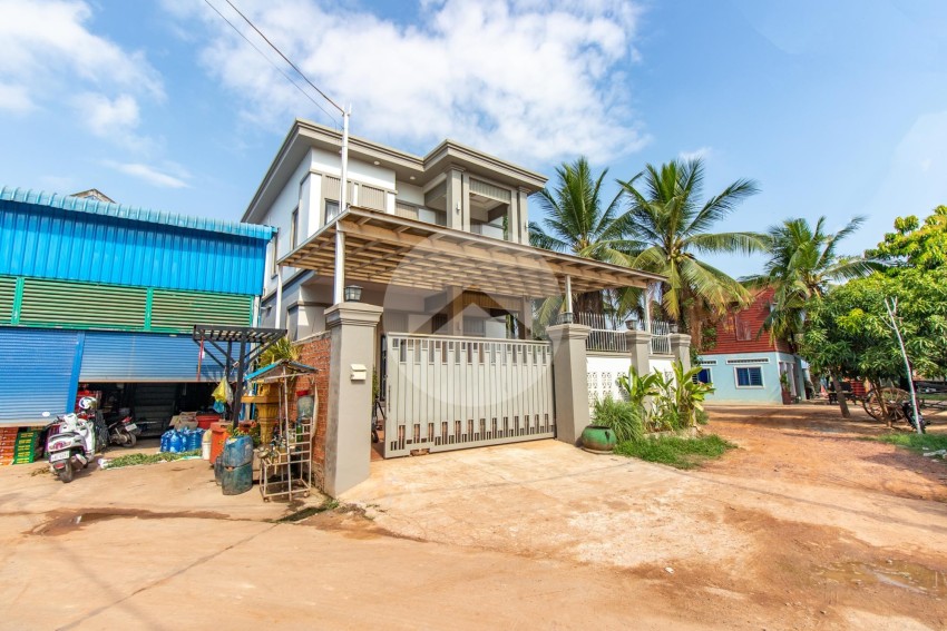 3 Bedroom Villa For Rent - Sangkat Siem Reap, Siem Reap
