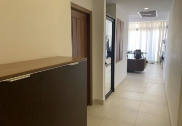 2 Bedroom Condo For Sale - Aura Condominium, Daun Penh, Phnom Penh thumbnail