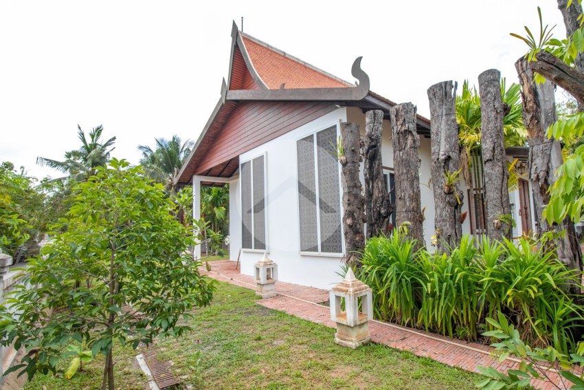 2 Bedroom Modern Villa For Sale - Sala Kamreuk, Siem Reap