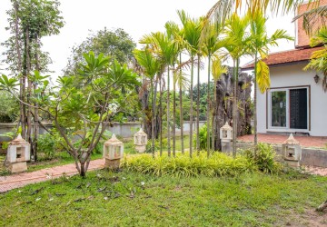 2 Bedroom Modern Villa For Sale - Sala Kamreuk, Siem Reap thumbnail