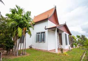 2 Bedroom Modern Villa For Sale - Sala Kamreuk, Siem Reap thumbnail