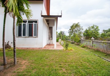 2 Bedroom Modern Villa For Sale - Sala Kamreuk, Siem Reap thumbnail