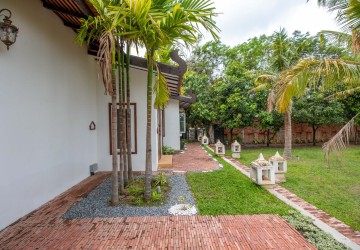 2 Bedroom Modern Villa For Sale - Sala Kamreuk, Siem Reap thumbnail