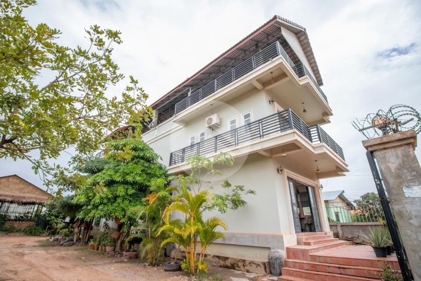 4 Bedroom House For Sale - Svay Dangkum, Siem Reap