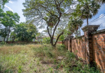 1976 Sqm Land For Sale - Svay Dangkum, Siem Reap thumbnail