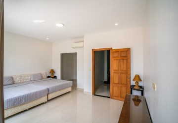 3 Bedroom Flat House For Sale - Svay Dangkum, Siem Reap thumbnail